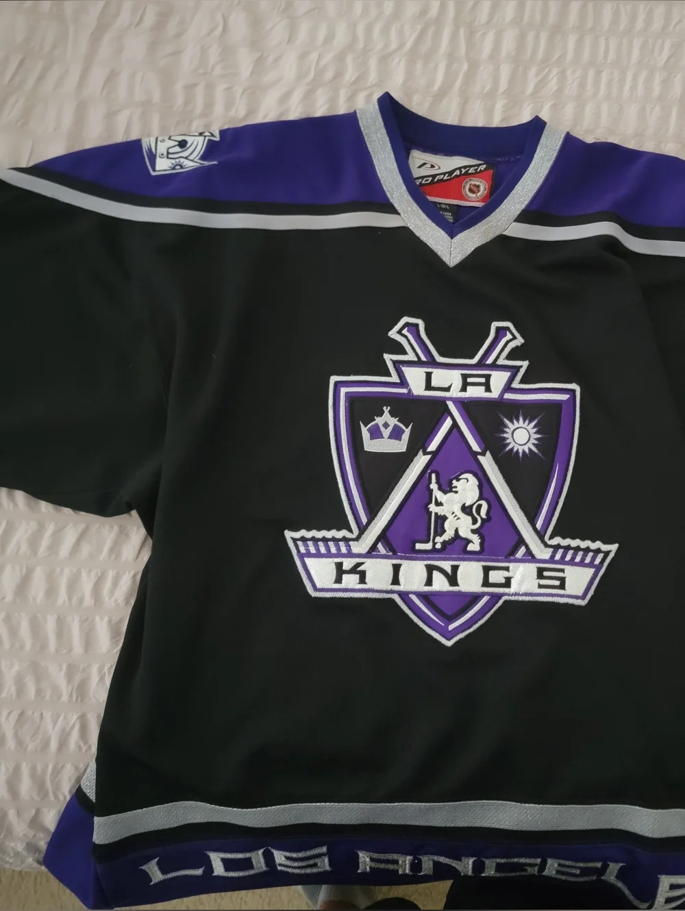 LA Kings Black & Purple Hockey Jersey with Crest - Picture 3 of 5